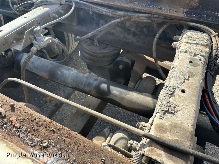 image for item DT6436 1999 Sterling L-Line truck cab and chassis