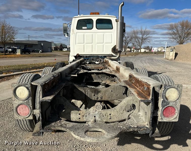 image for item DT6436 1999 Sterling L-Line truck cab and chassis