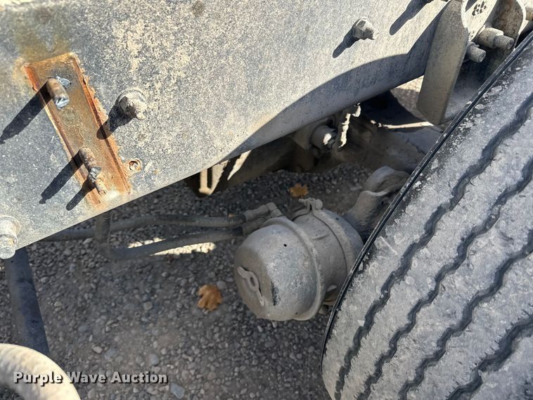 image for item DT6436 1999 Sterling L-Line truck cab and chassis