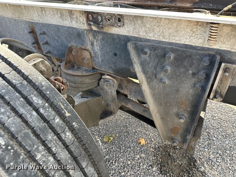 image for item DT6436 1999 Sterling L-Line truck cab and chassis