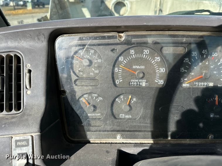 image for item DT6436 1999 Sterling L-Line truck cab and chassis