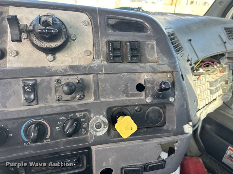 image for item DT6436 1999 Sterling L-Line truck cab and chassis