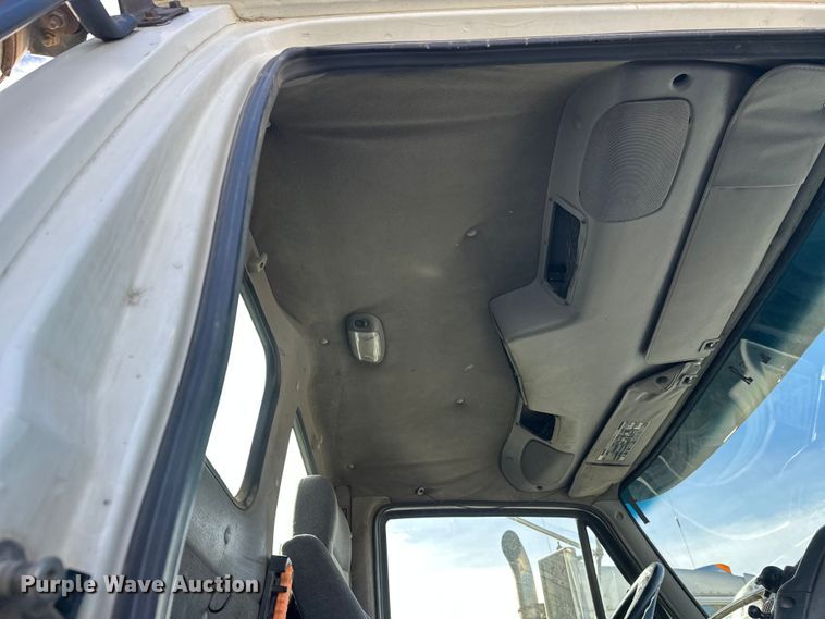 image for item DT6436 1999 Sterling L-Line truck cab and chassis