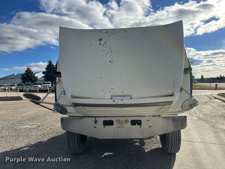 image for item DT6436 1999 Sterling L-Line truck cab and chassis