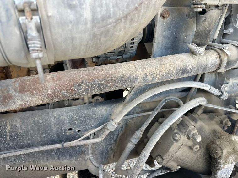 image for item DT6436 1999 Sterling L-Line truck cab and chassis