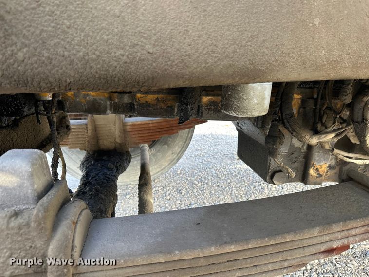 image for item DT6436 1999 Sterling L-Line truck cab and chassis