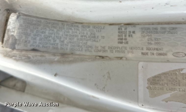 image for item DT6436 1999 Sterling L-Line truck cab and chassis