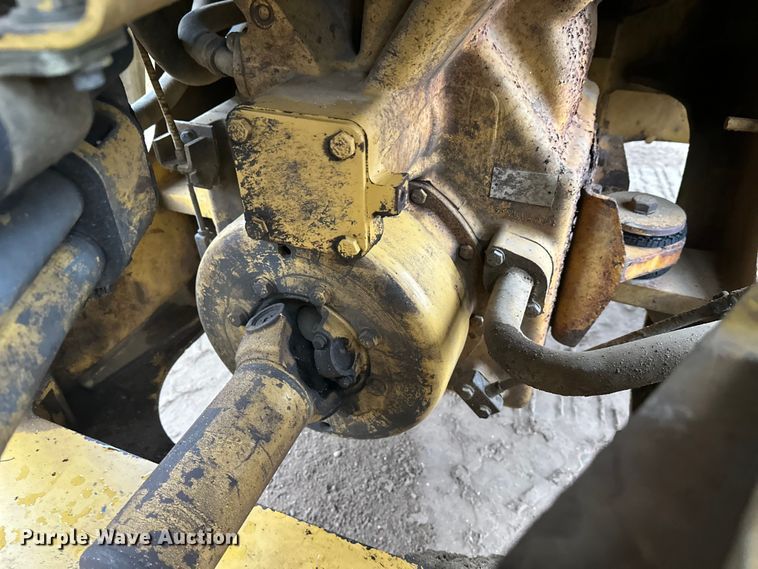 image for item DT6439 1995 Caterpillar 938F wheel loader