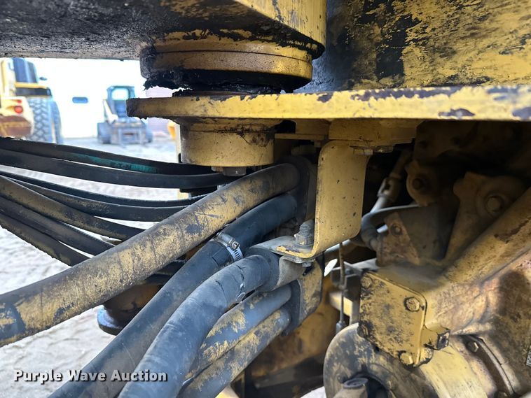 image for item DT6439 1995 Caterpillar 938F wheel loader