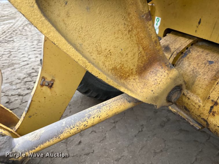 image for item DT6439 1995 Caterpillar 938F wheel loader