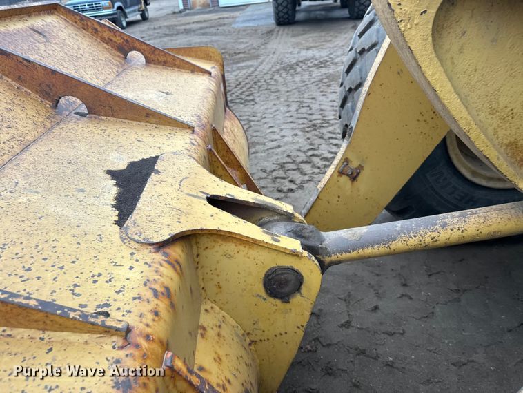 image for item DT6439 1995 Caterpillar 938F wheel loader