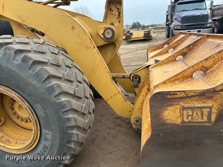 image for item DT6439 1995 Caterpillar 938F wheel loader