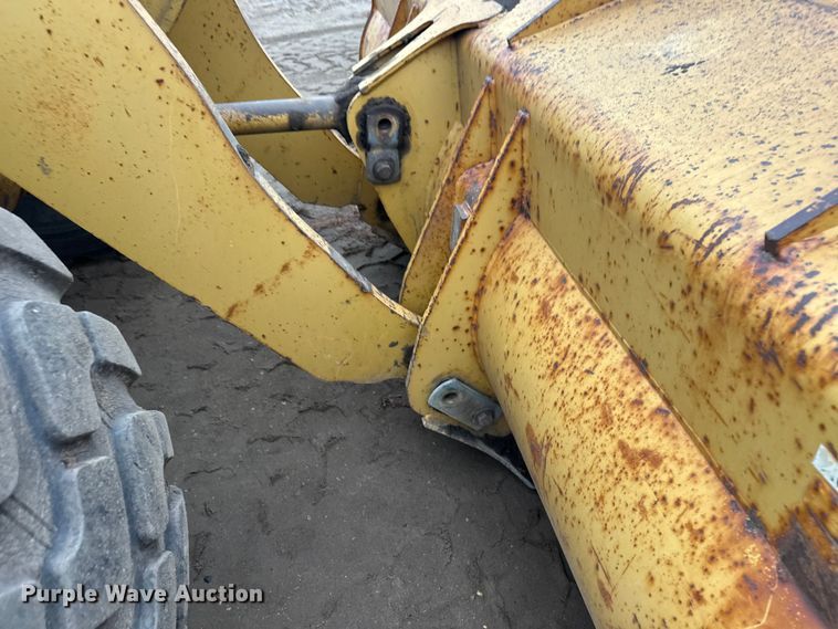 image for item DT6439 1995 Caterpillar 938F wheel loader