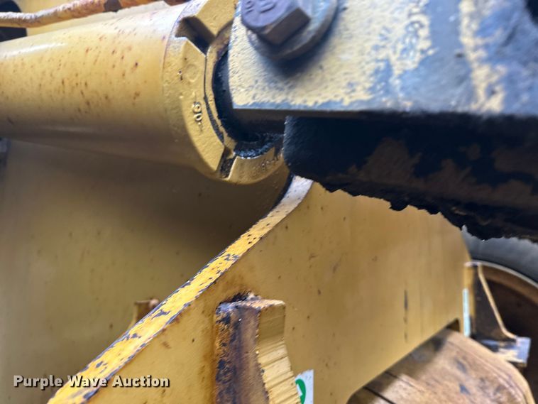 image for item DT6439 1995 Caterpillar 938F wheel loader