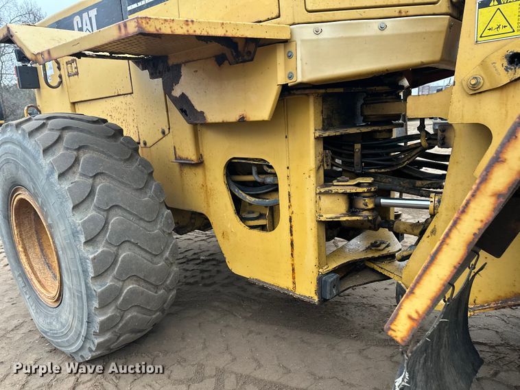 image for item DT6439 1995 Caterpillar 938F wheel loader