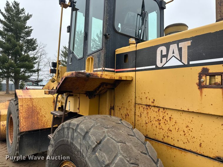 image for item DT6439 1995 Caterpillar 938F wheel loader