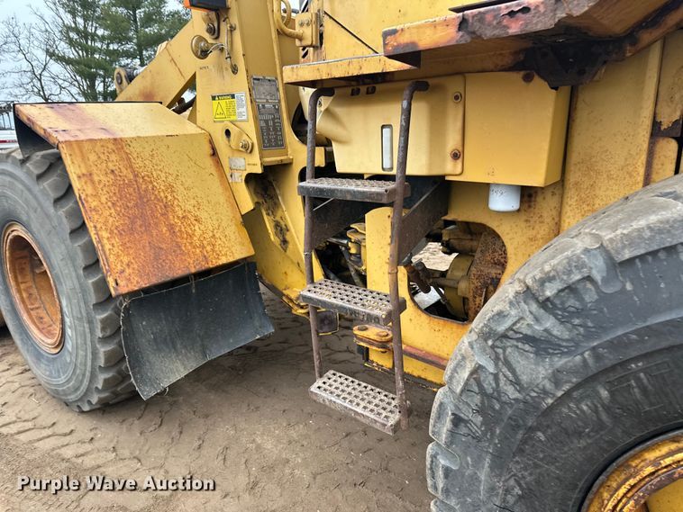 image for item DT6439 1995 Caterpillar 938F wheel loader
