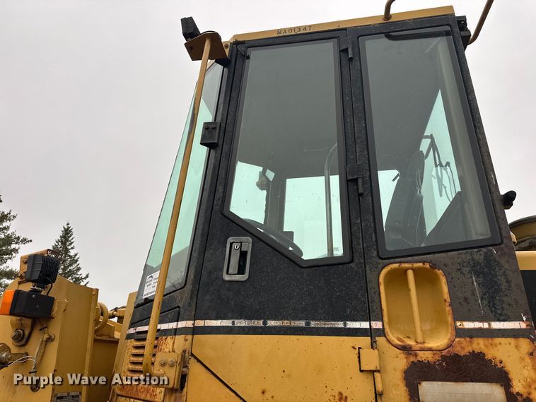 image for item DT6439 1995 Caterpillar 938F wheel loader