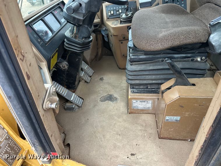 image for item DT6439 1995 Caterpillar 938F wheel loader