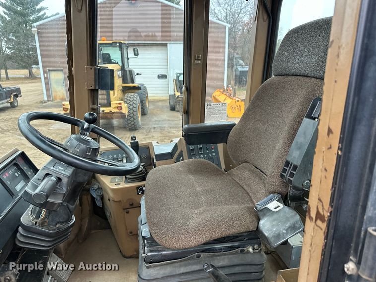 image for item DT6439 1995 Caterpillar 938F wheel loader
