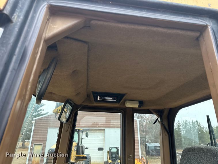 image for item DT6439 1995 Caterpillar 938F wheel loader