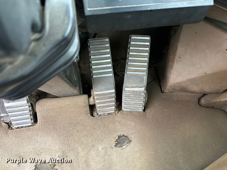 image for item DT6439 1995 Caterpillar 938F wheel loader