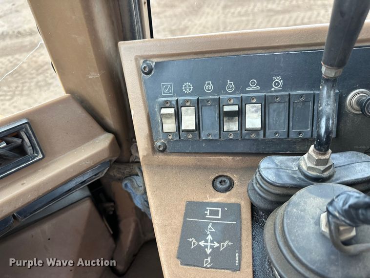 image for item DT6439 1995 Caterpillar 938F wheel loader