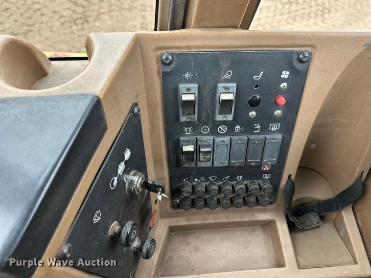 image for item DT6439 1995 Caterpillar 938F wheel loader