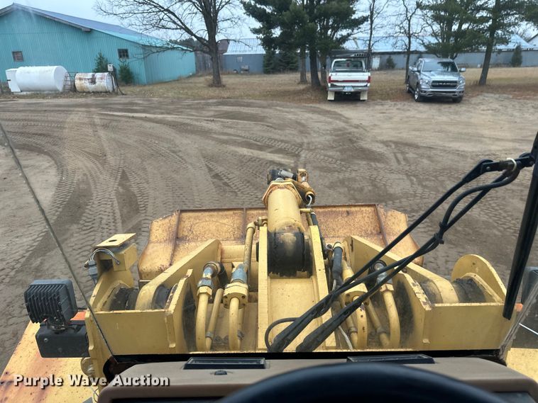 image for item DT6439 1995 Caterpillar 938F wheel loader