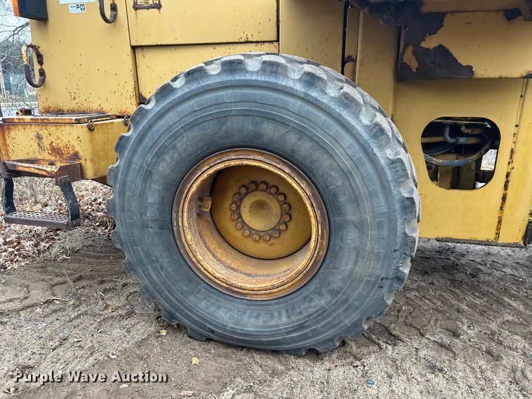 image for item DT6439 1995 Caterpillar 938F wheel loader