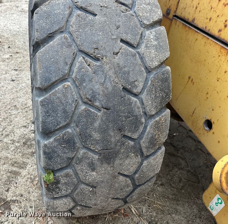image for item DT6439 1995 Caterpillar 938F wheel loader