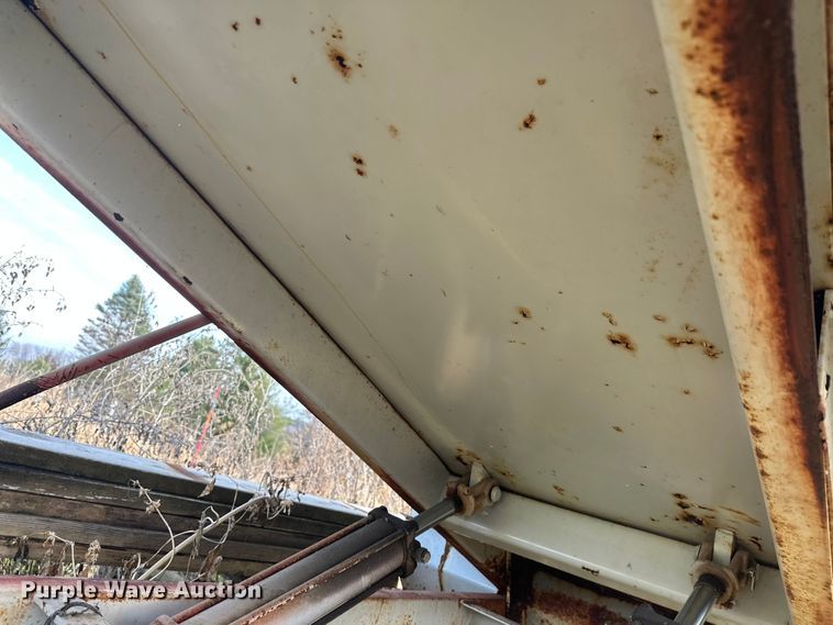 image for item DT6441 Dump bed