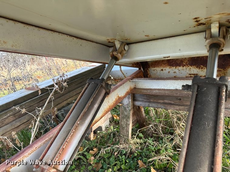 image for item DT6441 Dump bed