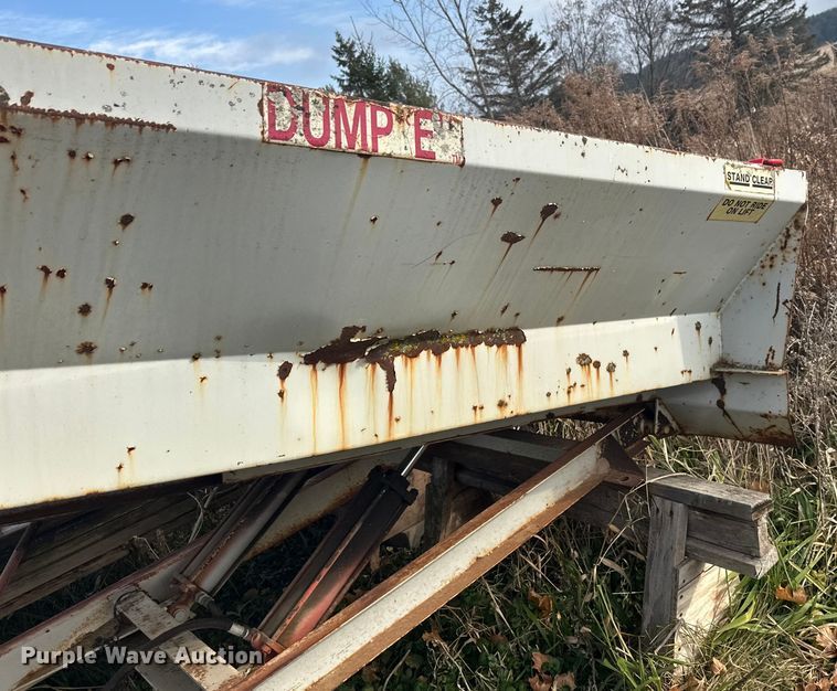 image for item DT6441 Dump bed