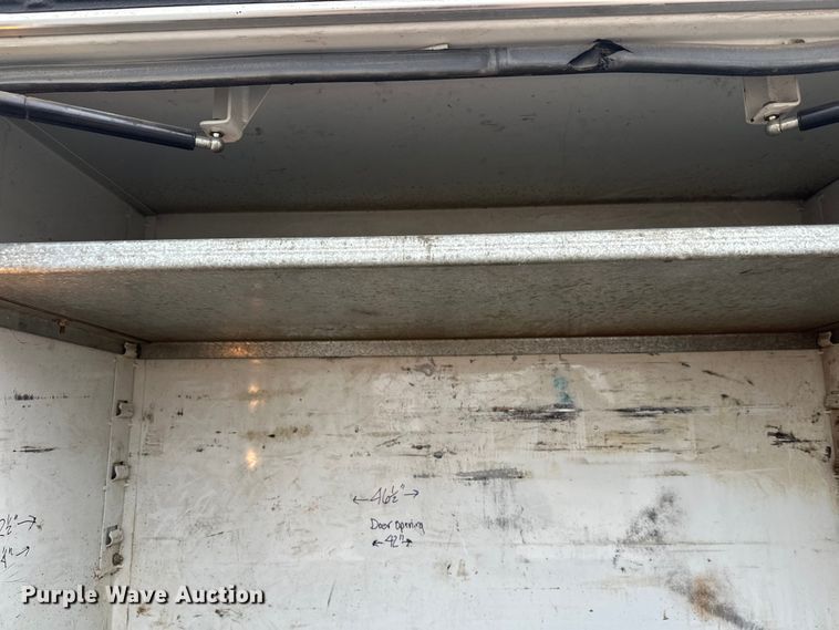 image for item DT6443 2001 Ford F650 utility / service truck