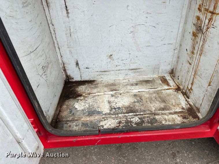 image for item DT6443 2001 Ford F650 utility / service truck