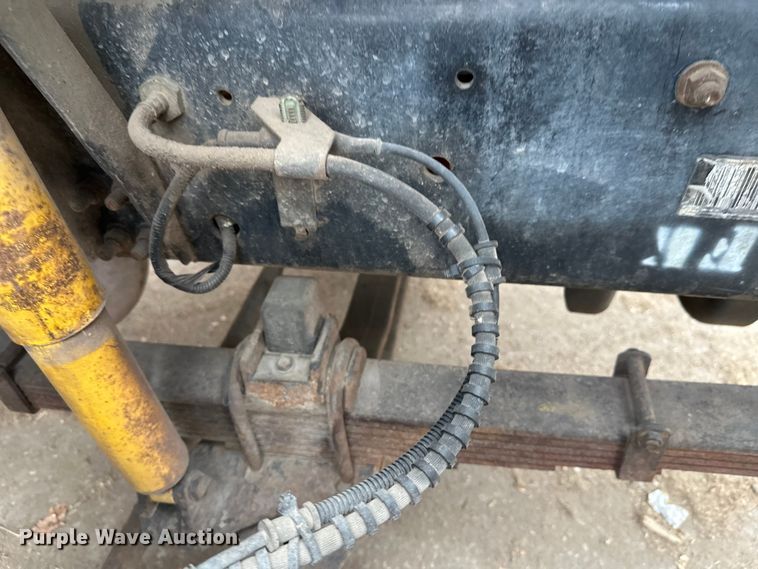 image for item DT6443 2001 Ford F650 utility / service truck