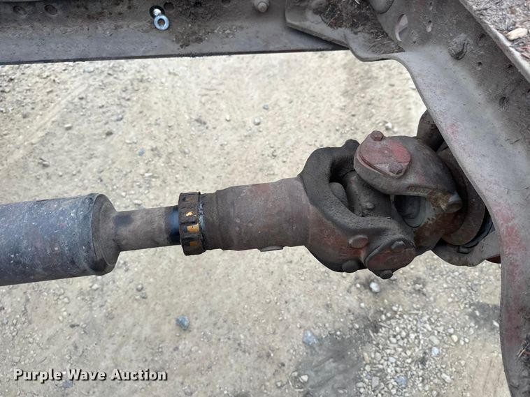 image for item DT6444 1999 Freightliner truck cab and chassis