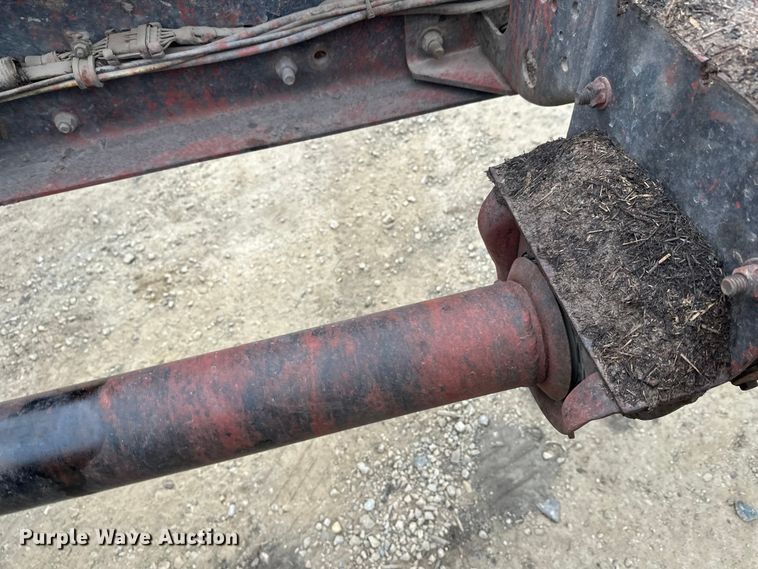 image for item DT6444 1999 Freightliner truck cab and chassis