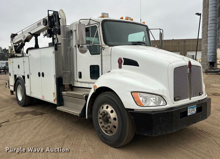 image for item DT6445 2019 Kenworth T370 utility / service truck