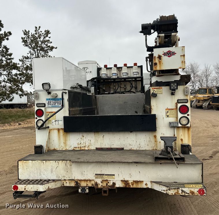 image for item DT6445 2019 Kenworth T370 utility / service truck