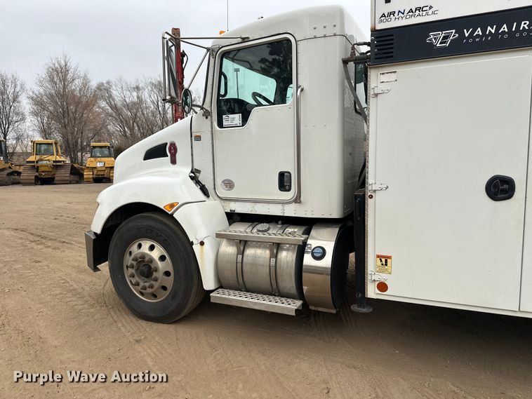 image for item DT6445 2019 Kenworth T370 utility / service truck