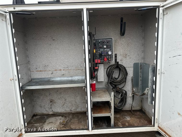 image for item DT6445 2019 Kenworth T370 utility / service truck