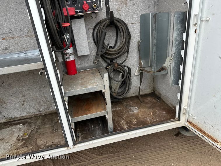 image for item DT6445 2019 Kenworth T370 utility / service truck