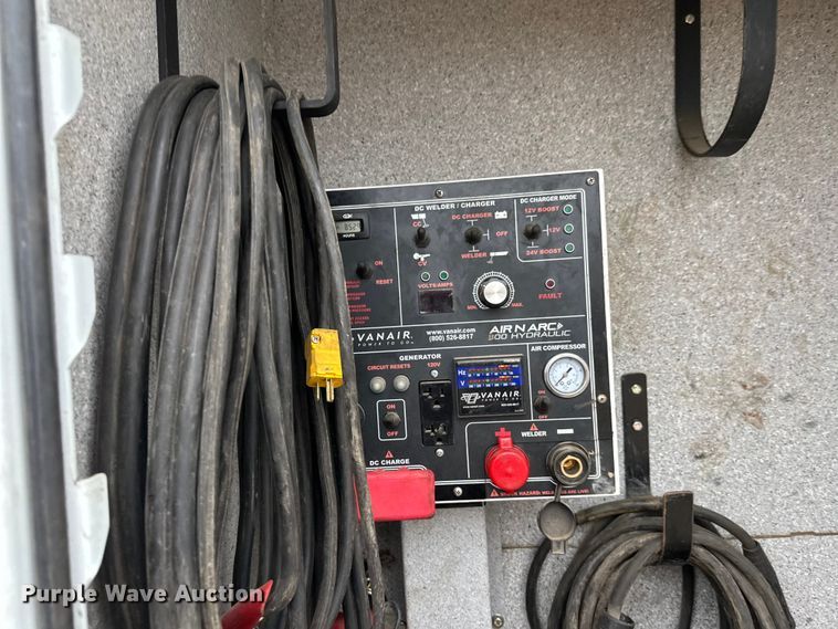 image for item DT6445 2019 Kenworth T370 utility / service truck