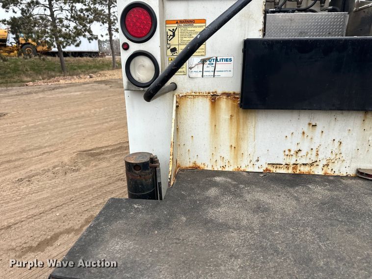 image for item DT6445 2019 Kenworth T370 utility / service truck