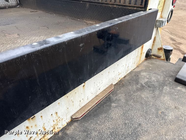 image for item DT6445 2019 Kenworth T370 utility / service truck