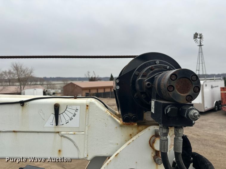 image for item DT6445 2019 Kenworth T370 utility / service truck