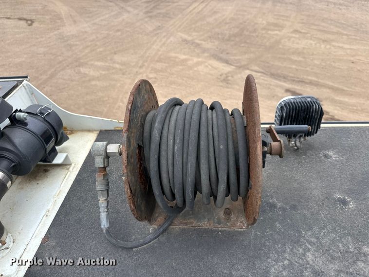 image for item DT6445 2019 Kenworth T370 utility / service truck