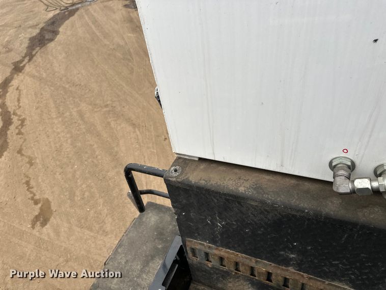 image for item DT6445 2019 Kenworth T370 utility / service truck